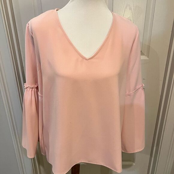 KAREN KANE Lovely Pastel Pink Top w/ Bell Sleeves Large - Picture 2 of 4